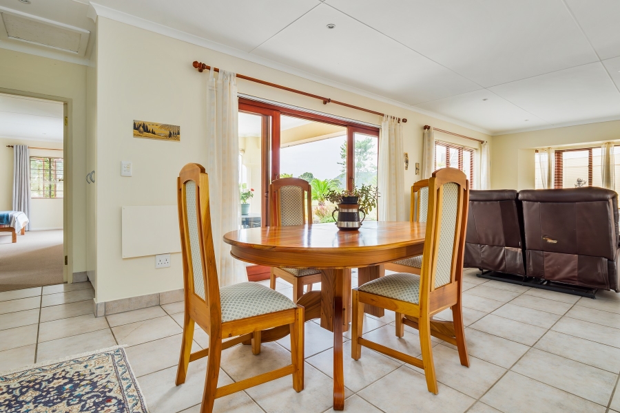 3 Bedroom Property for Sale in The Island Western Cape